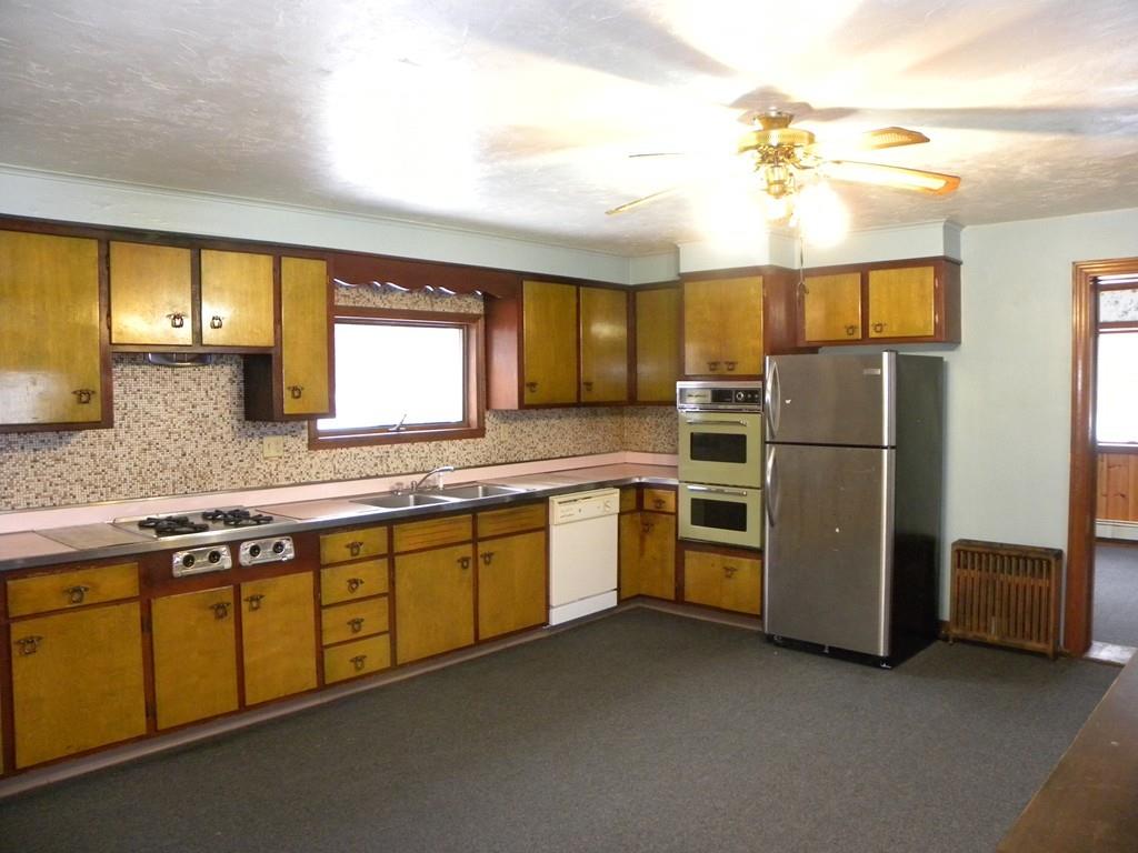 31 Siani Road Leicester, MA 01542 - Photo 9 of 40 Gallery Image 9