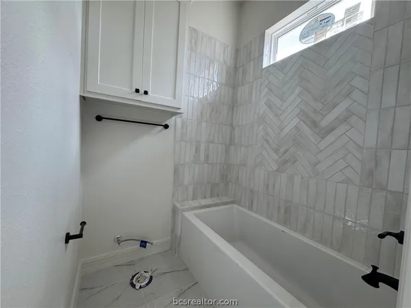 $625,000 | 4641 River Valley Drive, Bryan, TX 77808
