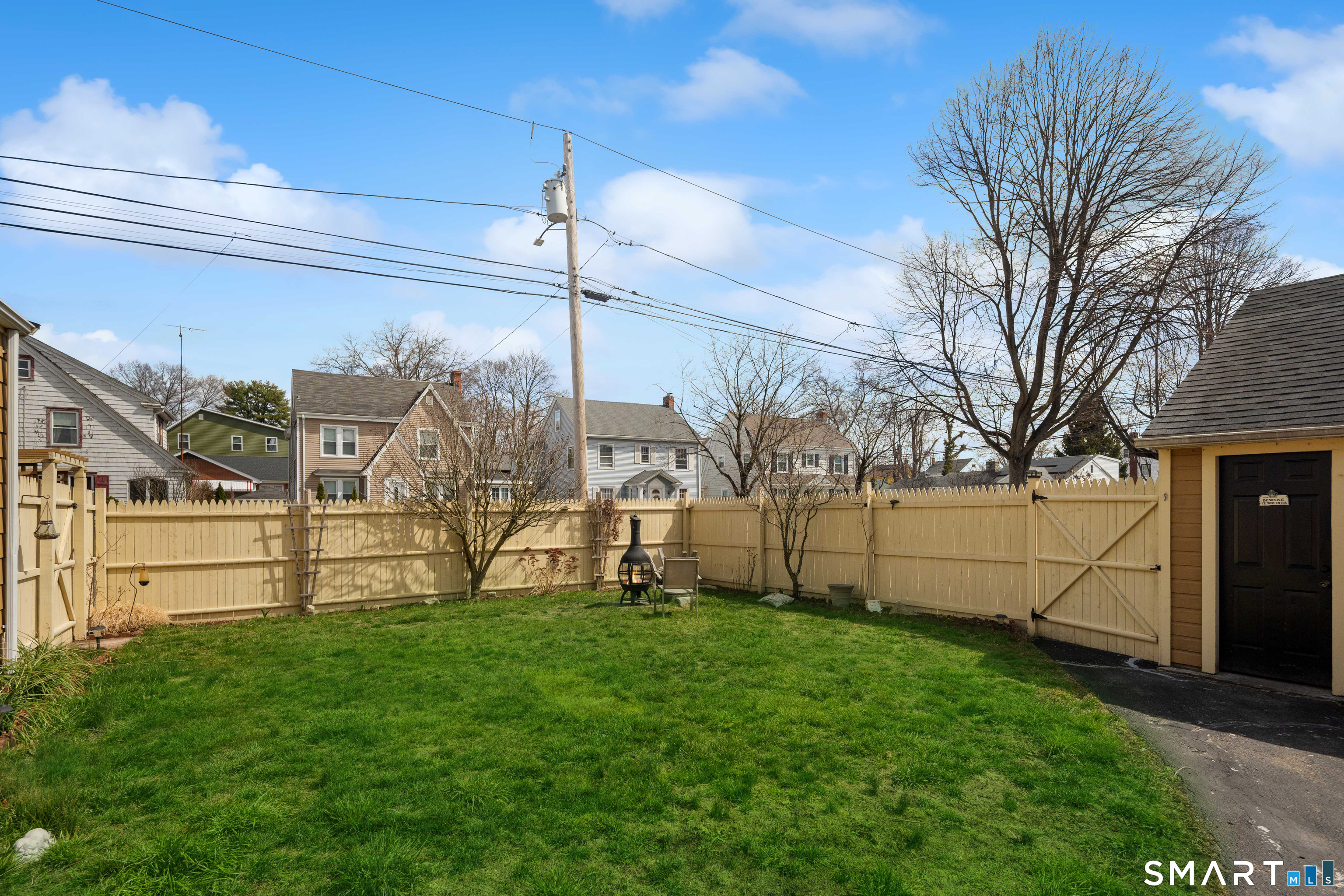 135 Laurel Place Bridgeport, CT 06604 - Photo 11 of 35 a view of a back yard