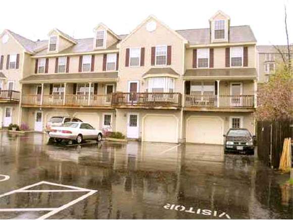 61 Wellington Hill Road, Unit 61 Manchester, NH 03104 - Photo 1 of 3 Gallery Image 1
