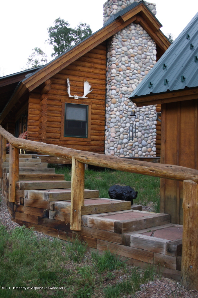 227 Hawk Lane Basalt, CO 81621 - Photo 13 of 24 Walk way