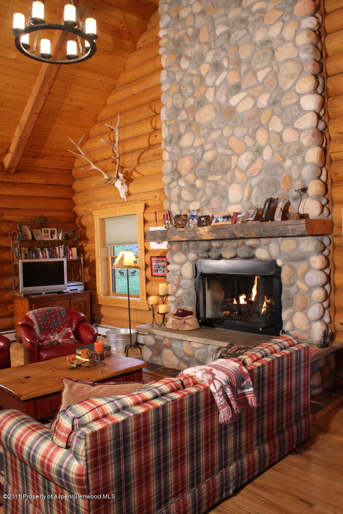 227 Hawk Lane Basalt, CO 81621 - Photo 15 of 24 LIving Room