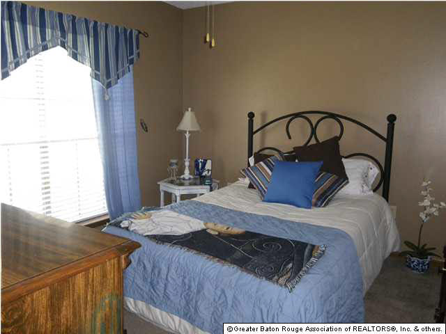 14747 Stoneberg Avenue Baton Rouge, LA 70816 - Photo 7 of 18 Gallery Image 7
