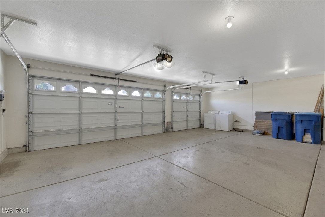 10599 Bonnyhill Street Las Vegas, NV 89141 - Photo 46 of 46 3 car garage