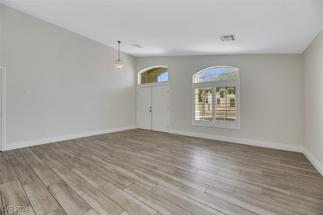 10599 Bonnyhill Street Las Vegas, NV 89141 - Photo 7 of 46