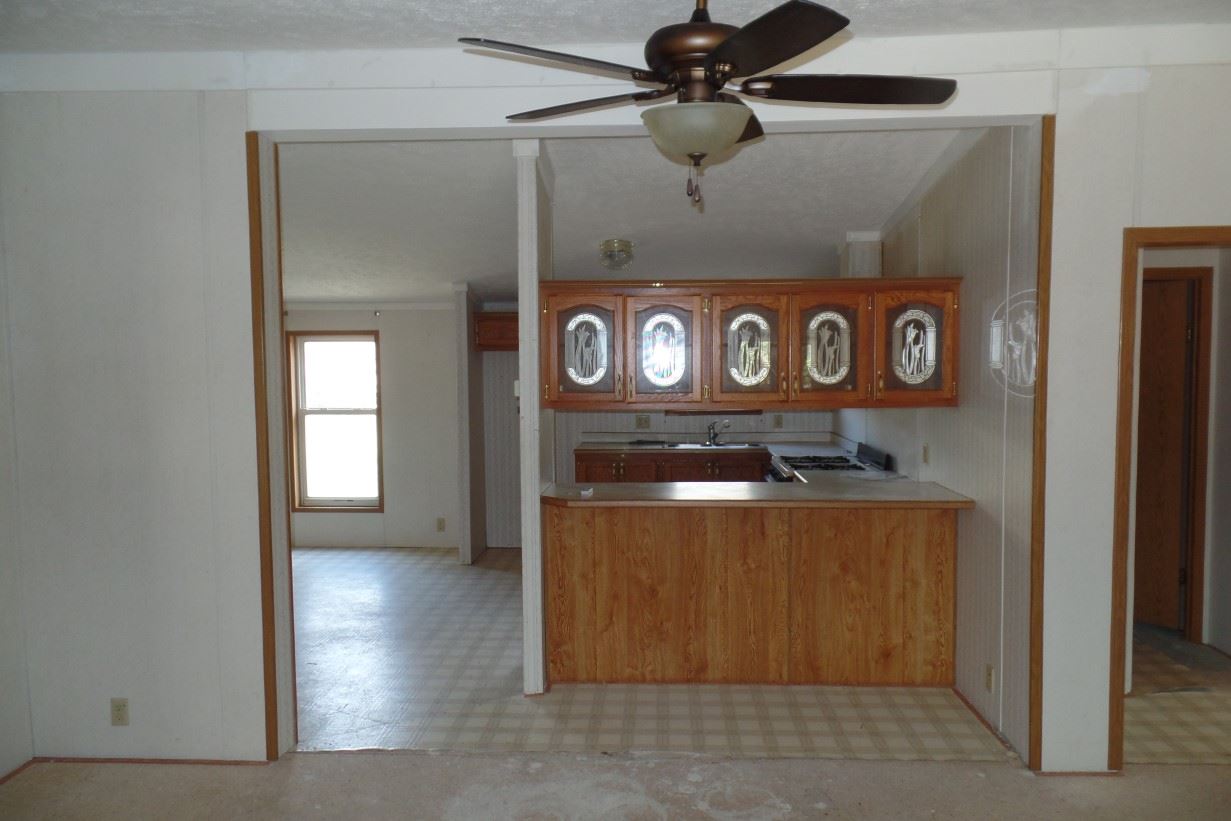 2517 Pond Road Benzonia, MI 49616 - Photo 3 of 35 1799066-2.JPG