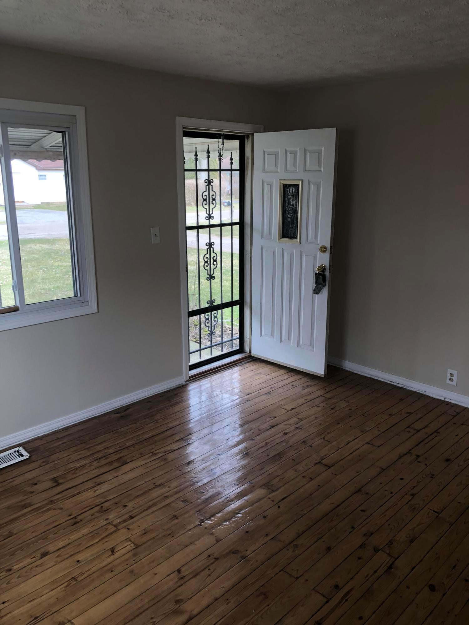 539 Stockbridge Road Columbus, OH 43207 - Photo 5 of 9 Gallery Image 5