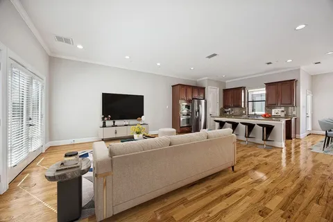 $475,000 | 6021 Hamman Street, Houston, TX 77007