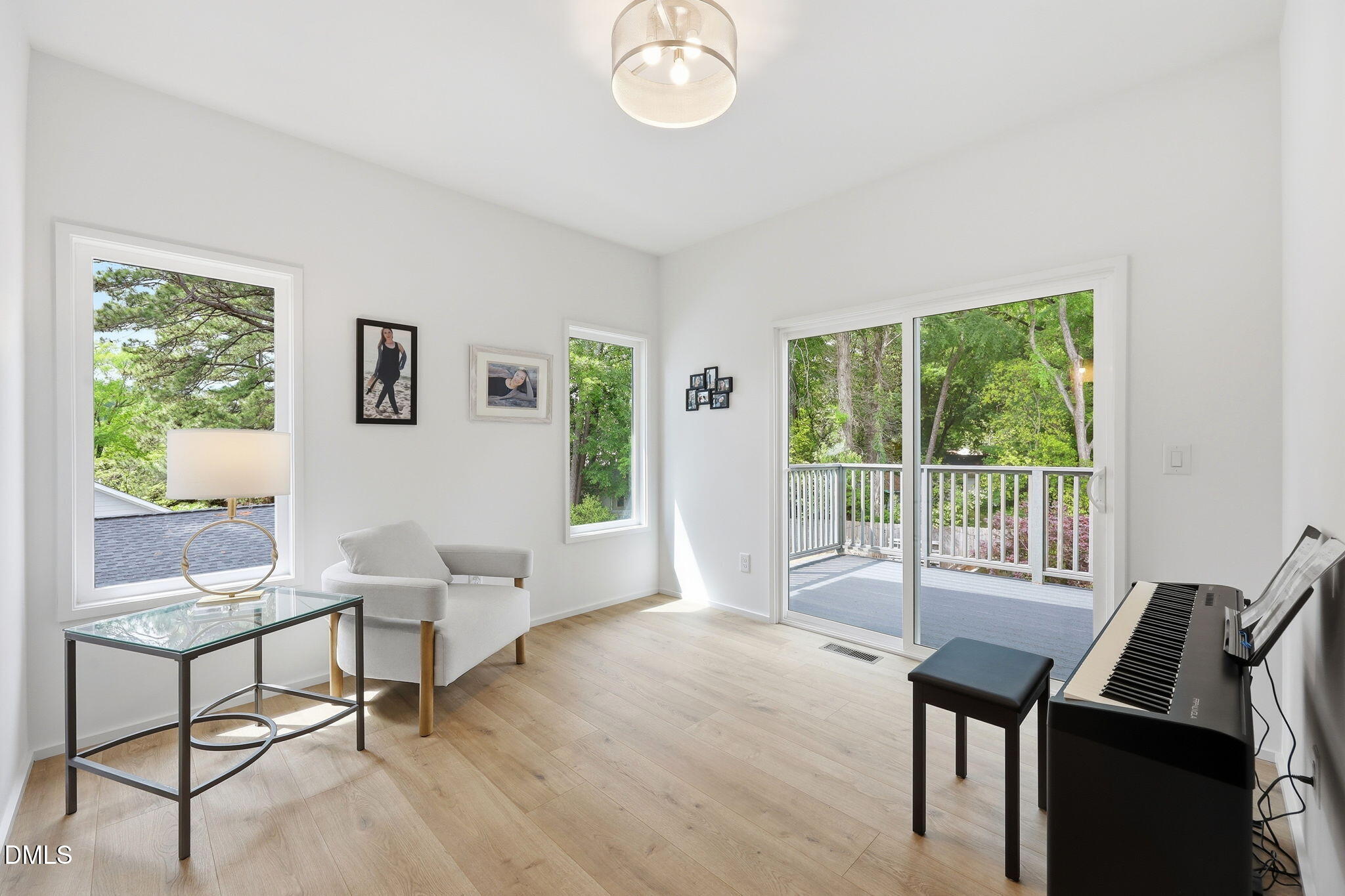 619 Glascock Street Raleigh, NC 27604 - Photo 25 of 44 33-web-or-mls-img_1131