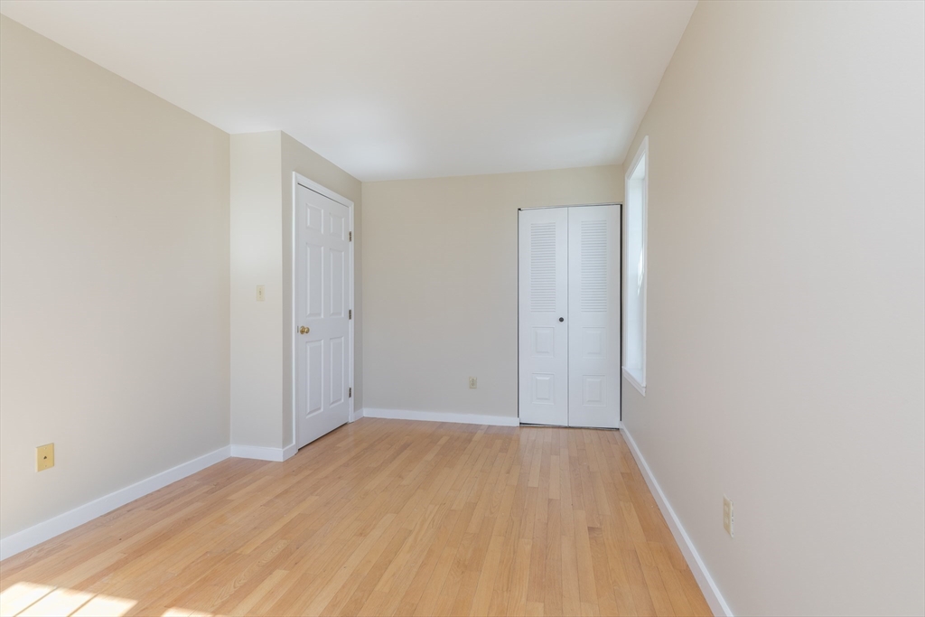 45 Wenlock Road, Unit 45 Boston, MA 02122 - Photo 5 of 14 Gallery Image 5