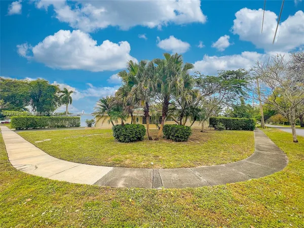 $4,500 | 192 Southwest 62nd Terrace, Plantation, FL 33317