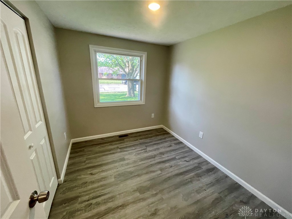 408 West Martindale Road Englewood, OH 45322 - Photo 13 of 23