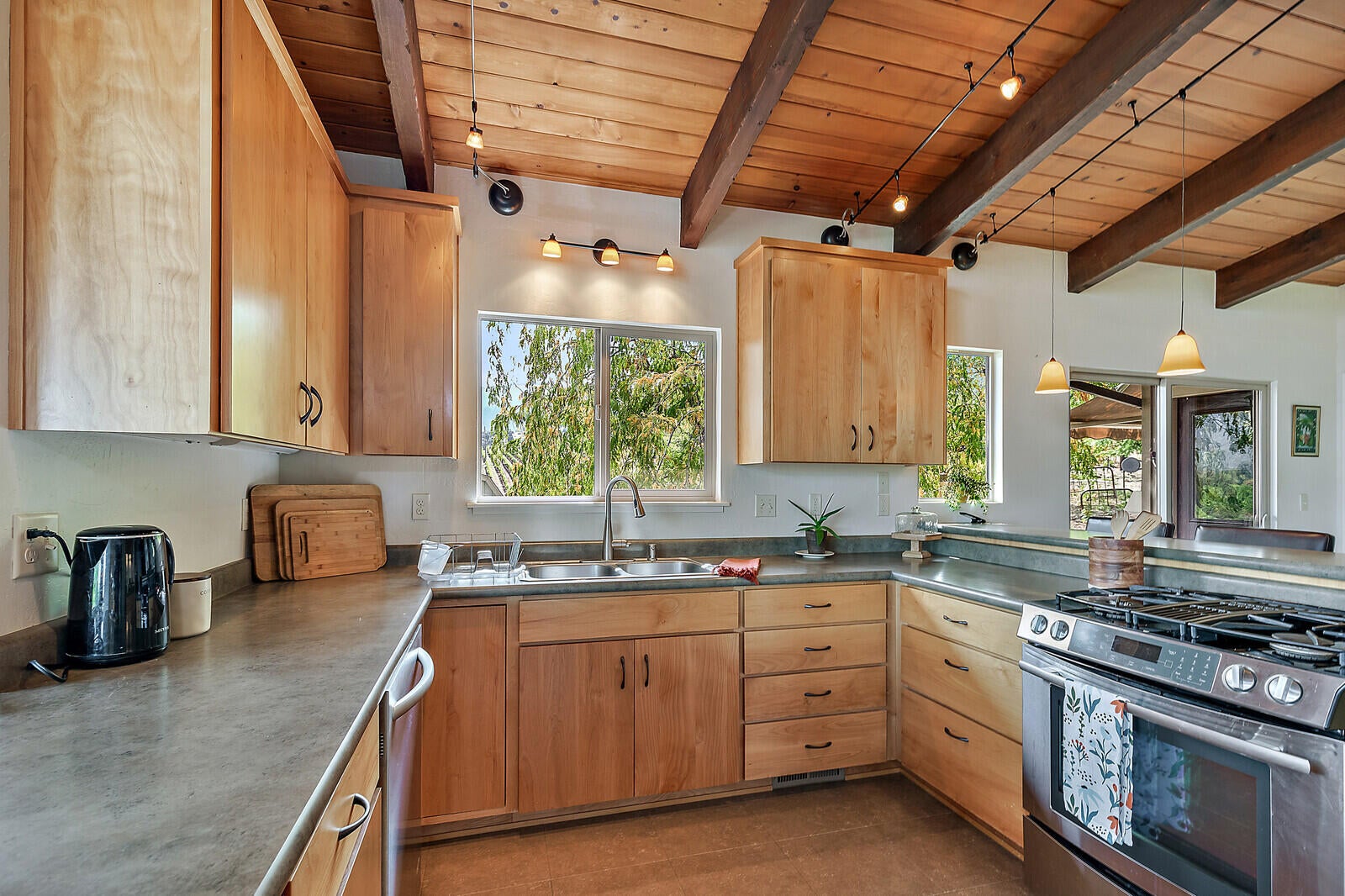 981 Anderson Creek Road Talent, OR 97540 - Photo 61 of 63 12_AC_12_mls