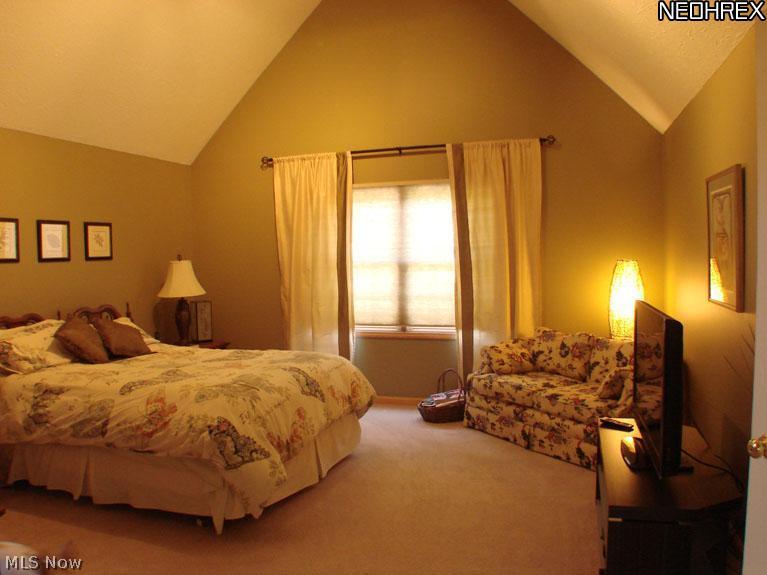 6252 Coldstream Road Highland Heights, OH 44143 - Photo 11 of 24 Gallery Image 11