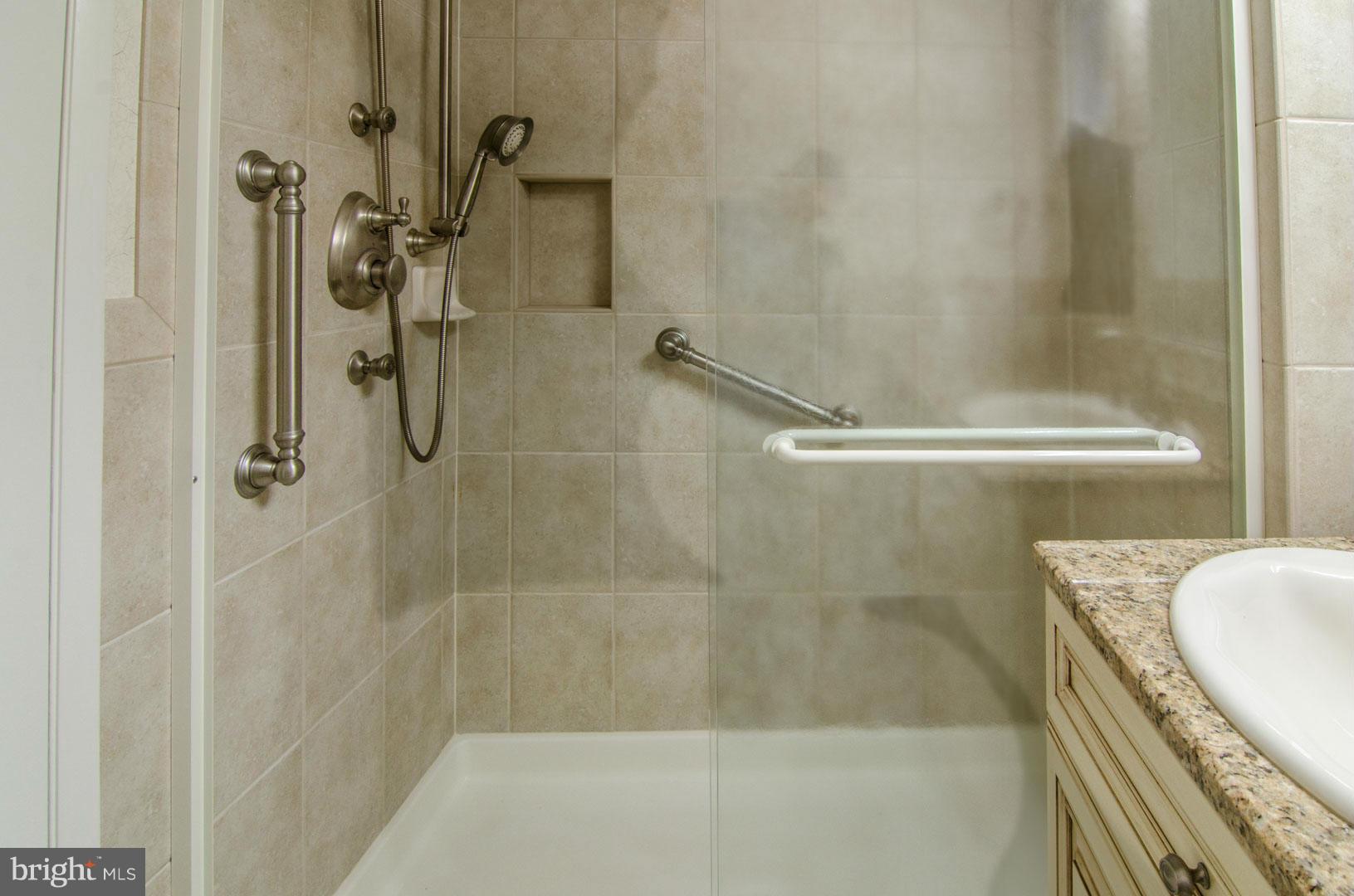 3312 Old Forest Road Baltimore, MD 21208 - Photo 15 of 25 Bath