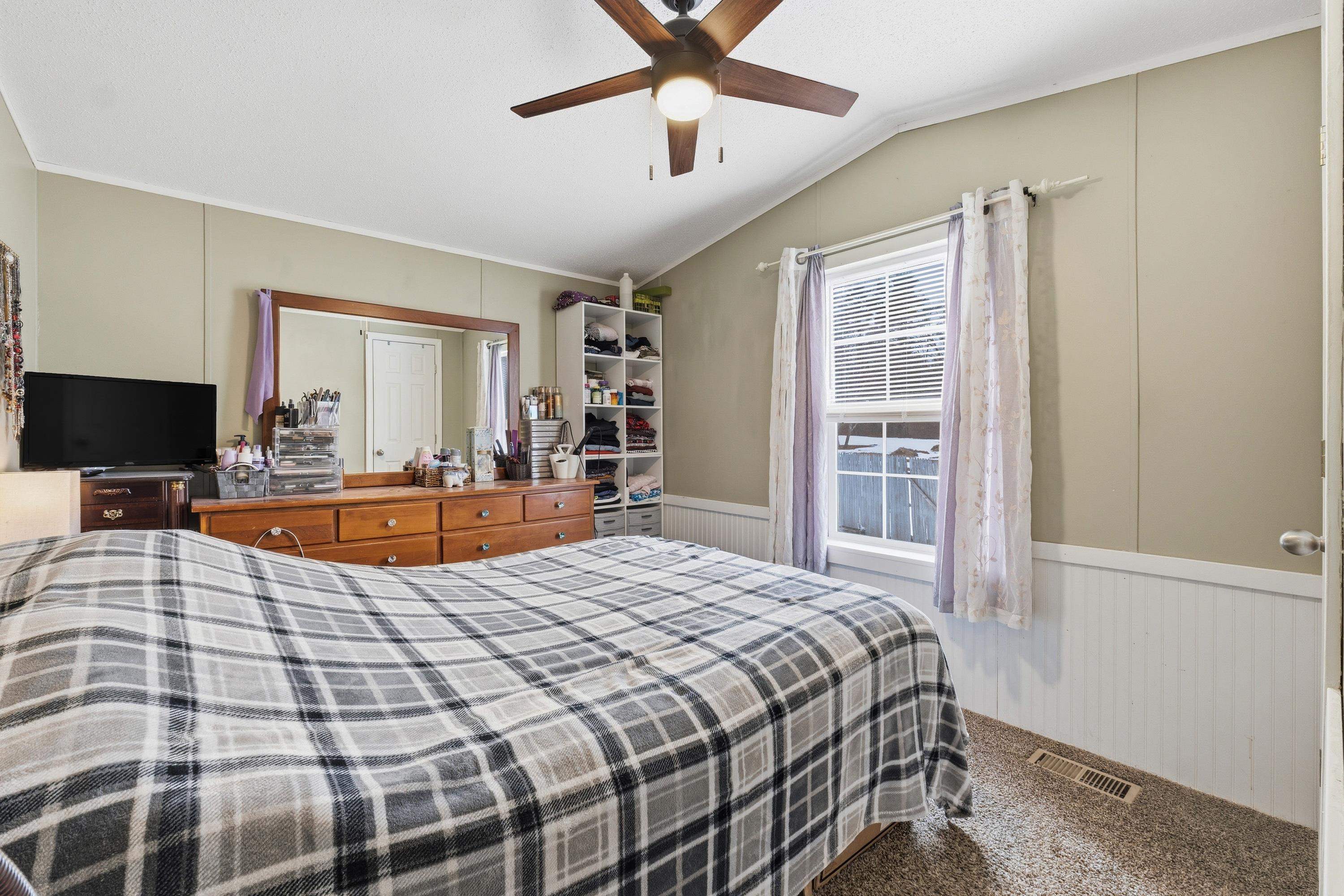 129 Salmon Falls Road Rochester, NH 03868 - Photo 23 of 33 Gallery Image 23