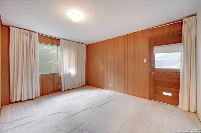 $295,000 | 309 8th Street, Blanco, TX 78606