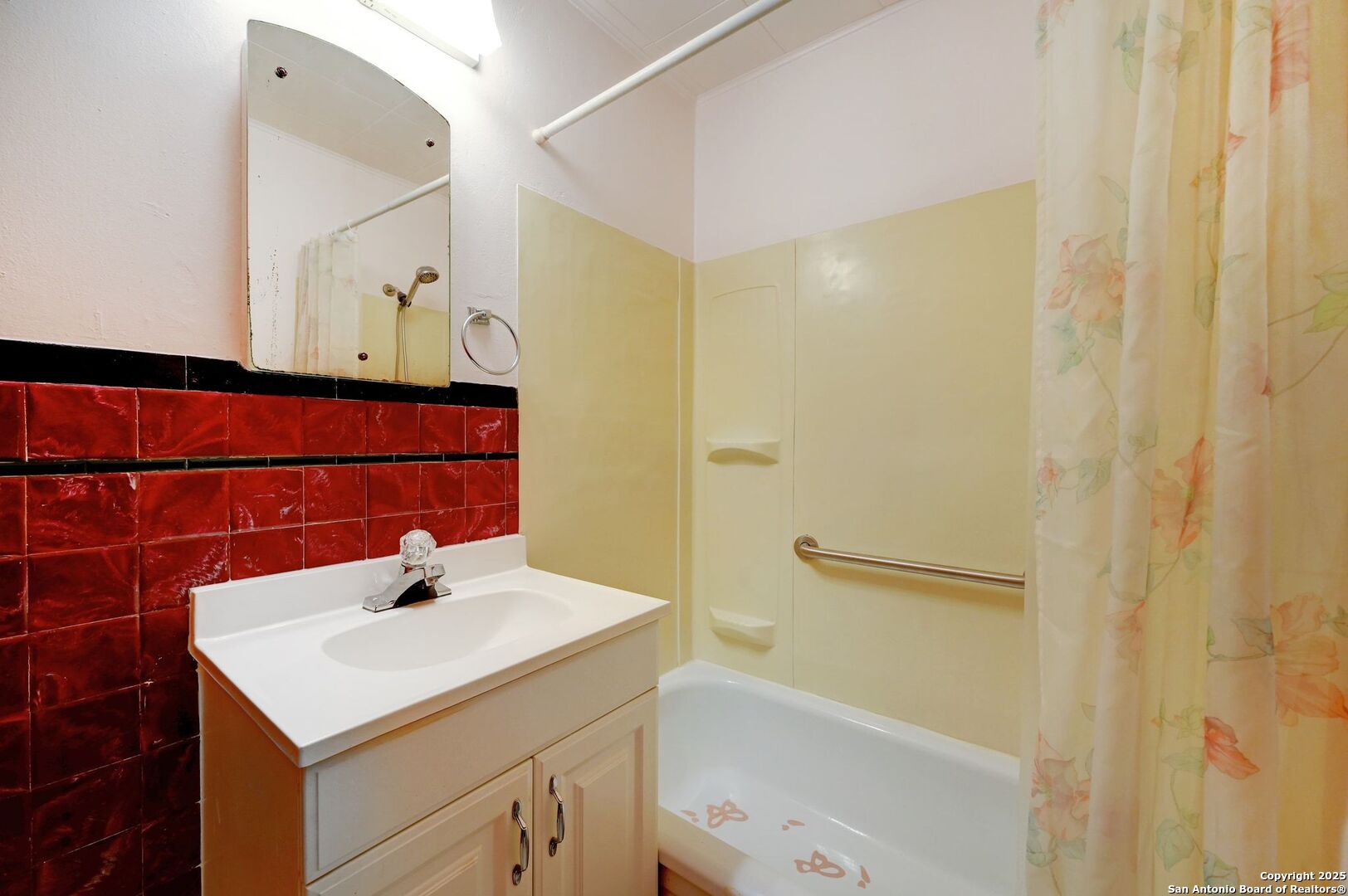 309 8th Street Blanco, TX 78606 - Photo 10 of 13