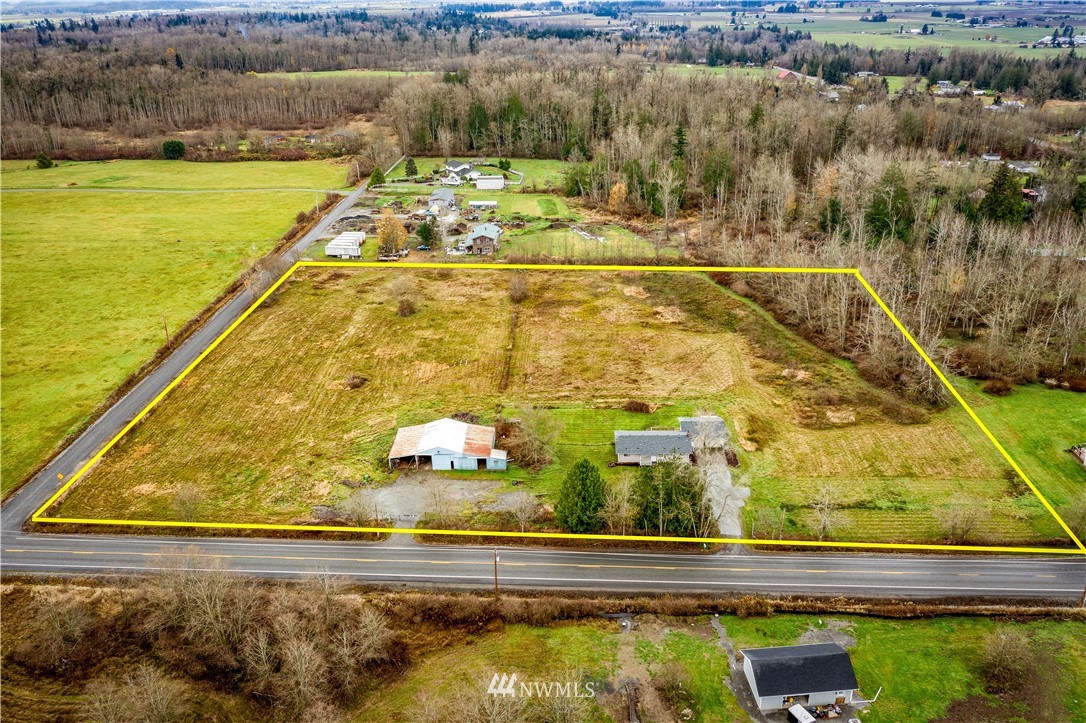 17168 Bow Hill Road Bow, WA 98232 - Photo 2 of 39 Gallery Image 2