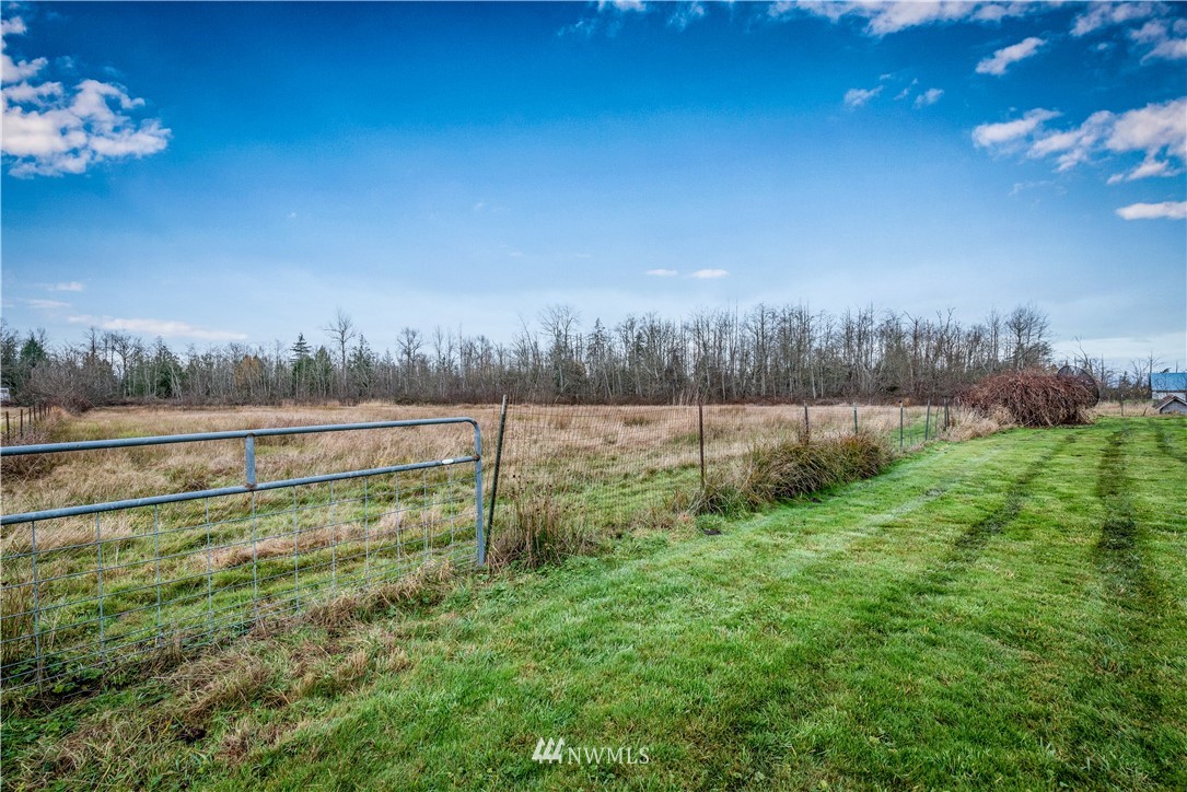 17168 Bow Hill Road Bow, WA 98232 - Photo 37 of 39 Gallery Image 37