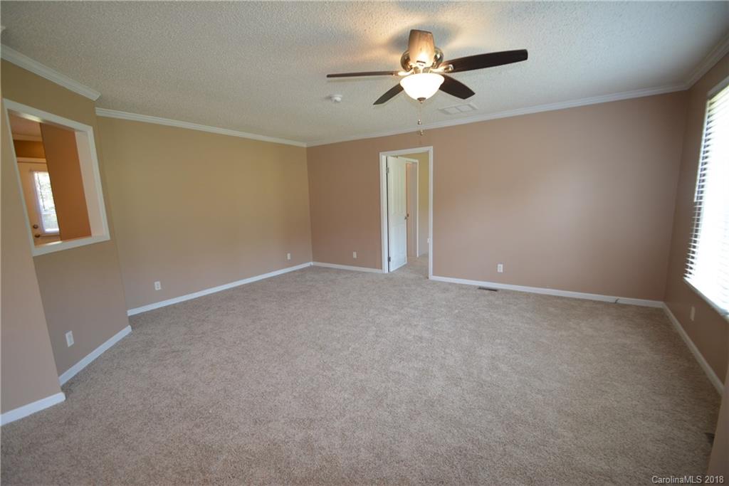 4885 Anderson Mountain Road Maiden, NC 28650 - Photo 12 of 36 Gallery Image 12