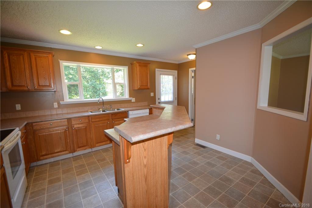 4885 Anderson Mountain Road Maiden, NC 28650 - Photo 17 of 36 Gallery Image 17