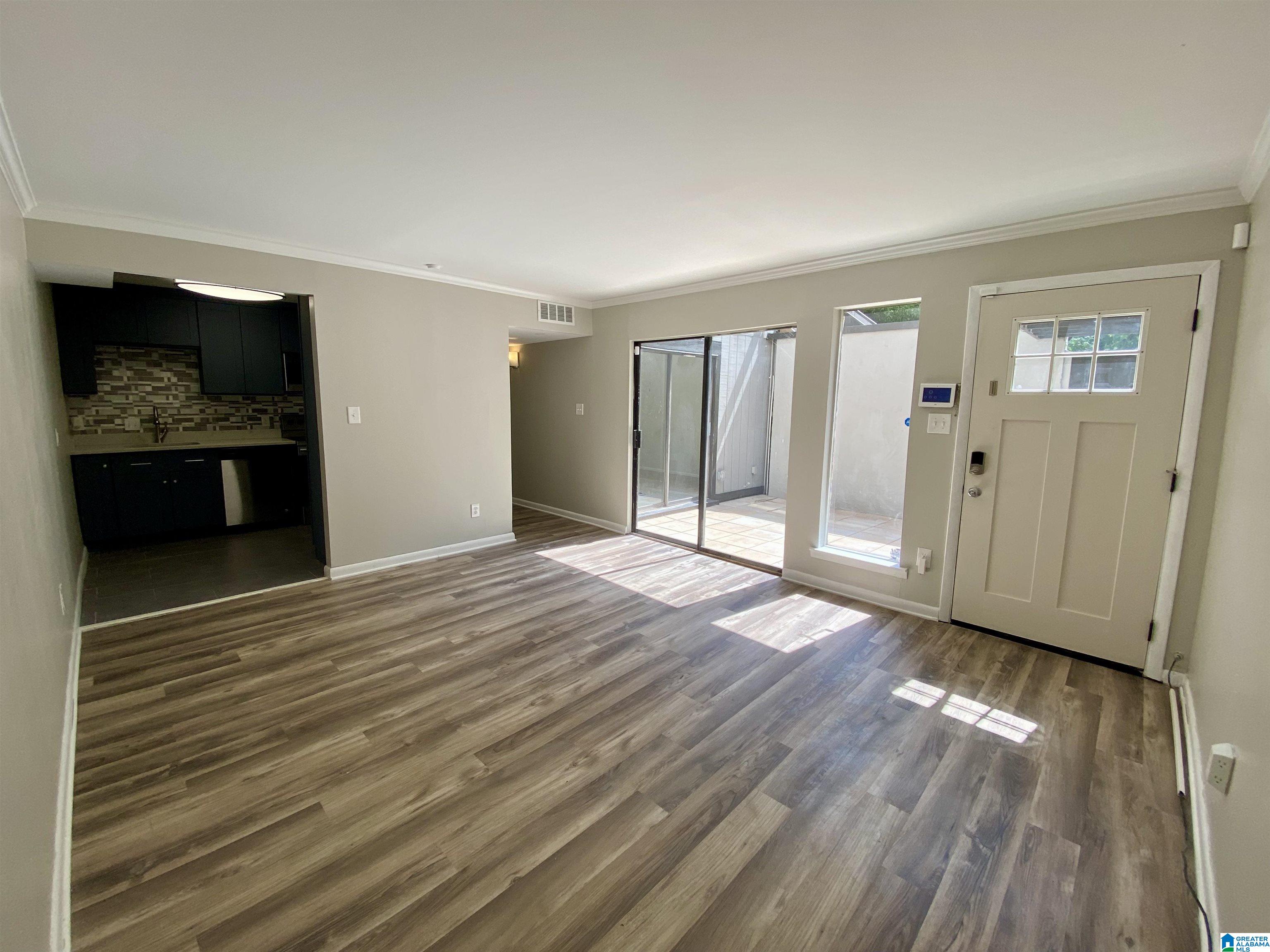 3350 South Altamont Road, Unit E15 Birmingham, AL 35213 - Photo 5 of 13