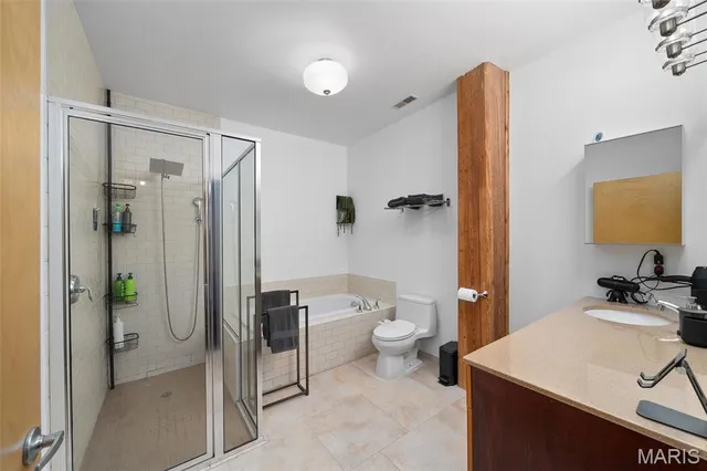 $190,000 | 1015 Washington Avenue, Unit 508, St. Louis, MO 63101