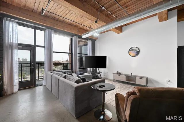 $190,000 | 1015 Washington Avenue, Unit 508, St. Louis, MO 63101