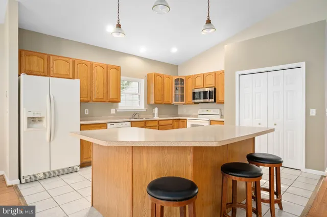 $2,500 | 703 Yorktown Boulevard, Locust Grove, VA 22508