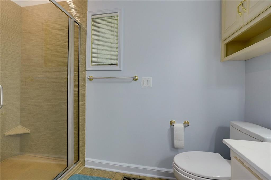 22700 East Blue Mills Road Independence, MO 64058 - Photo 36 of 66