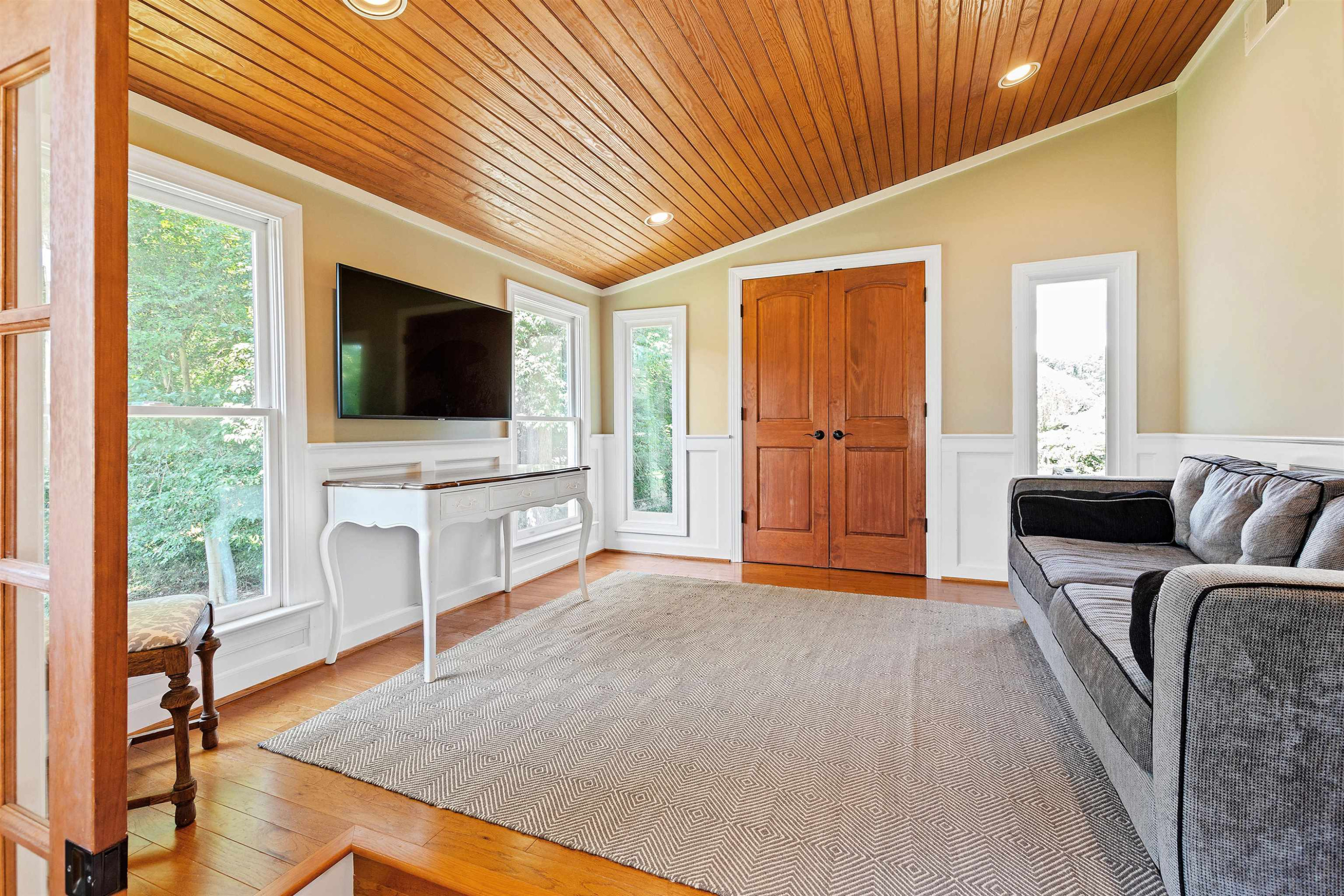 2960 Claremont Road Raleigh, NC 27608 - Photo 18 of 47 Photo 18