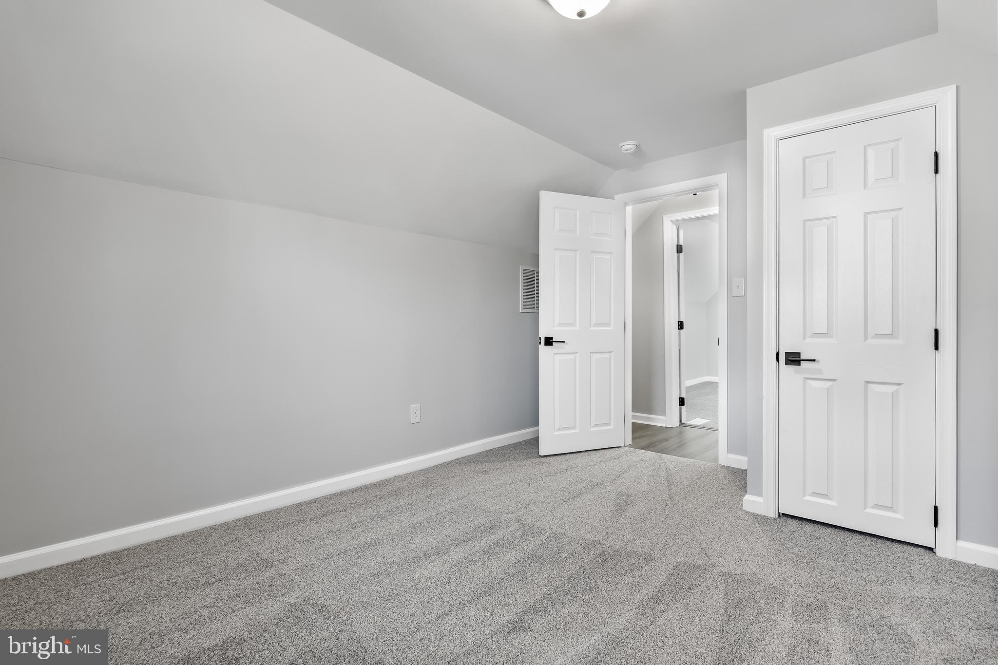 454 Martin Avenue Maple Shade, NJ 08052 - Photo 15 of 17