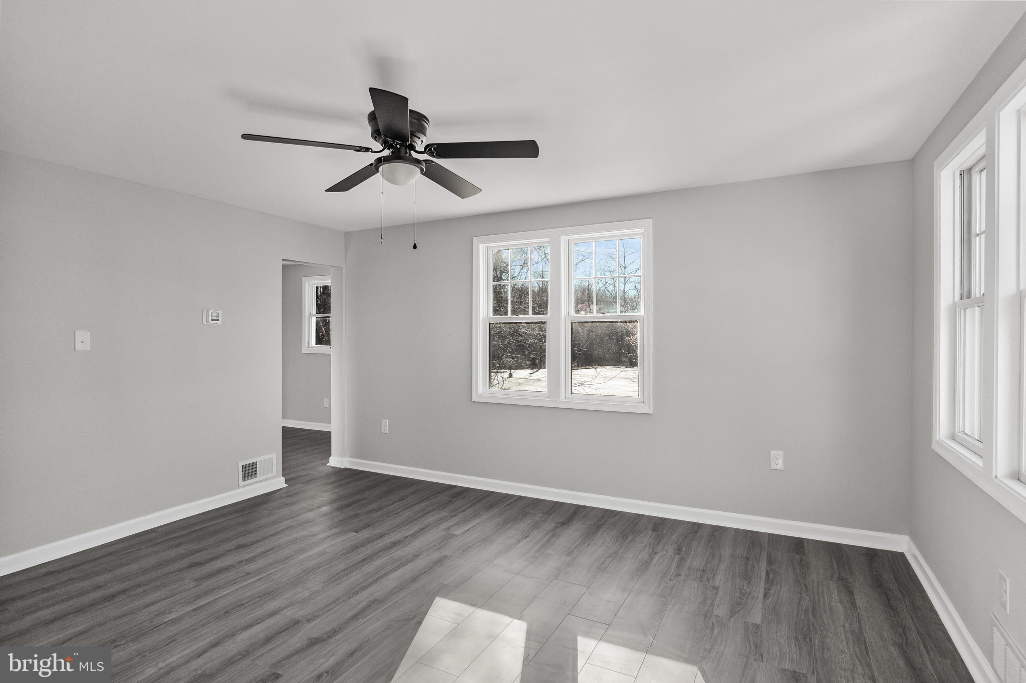 454 Martin Avenue Maple Shade, NJ 08052 - Photo 2 of 17