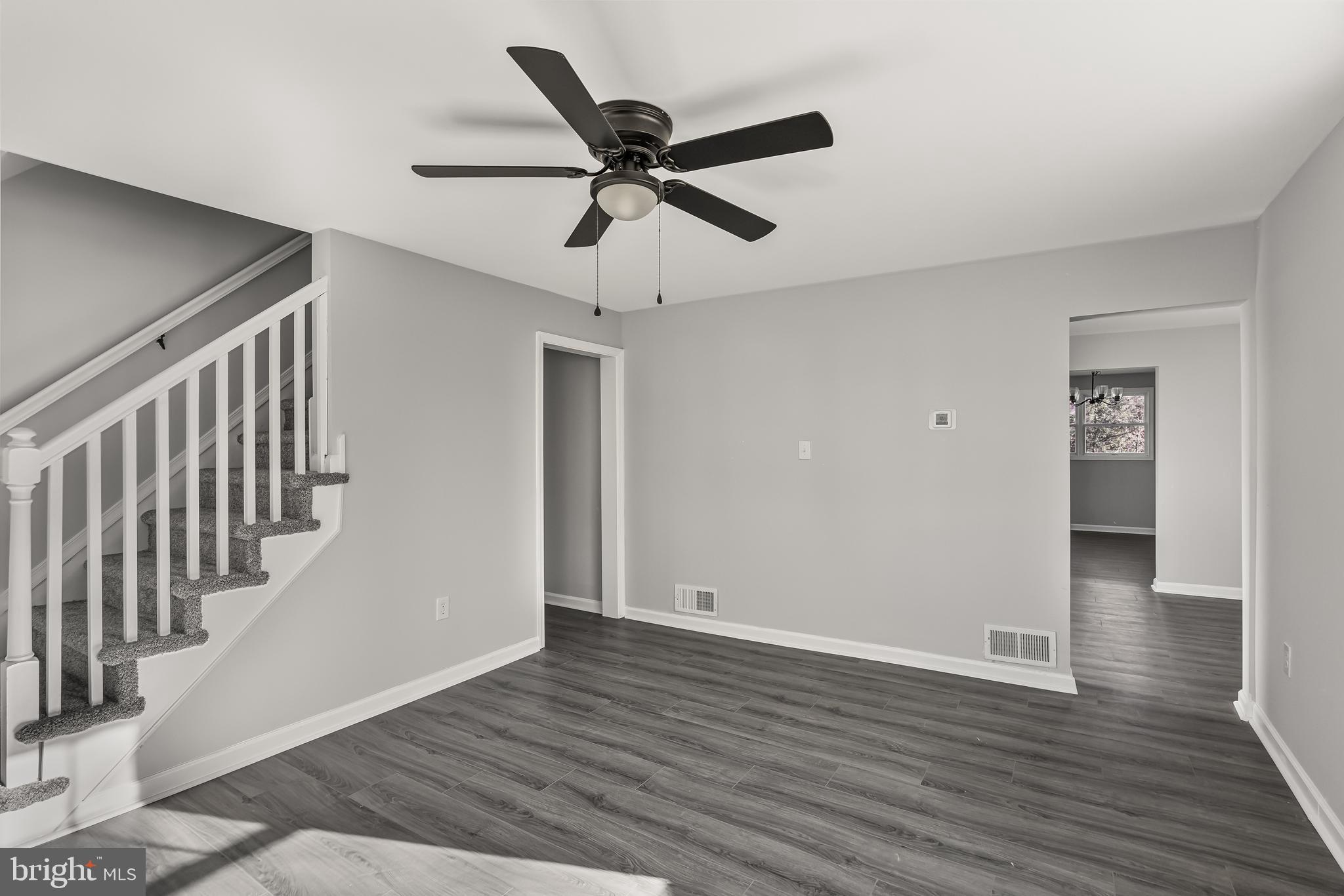 454 Martin Avenue Maple Shade, NJ 08052 - Photo 4 of 17