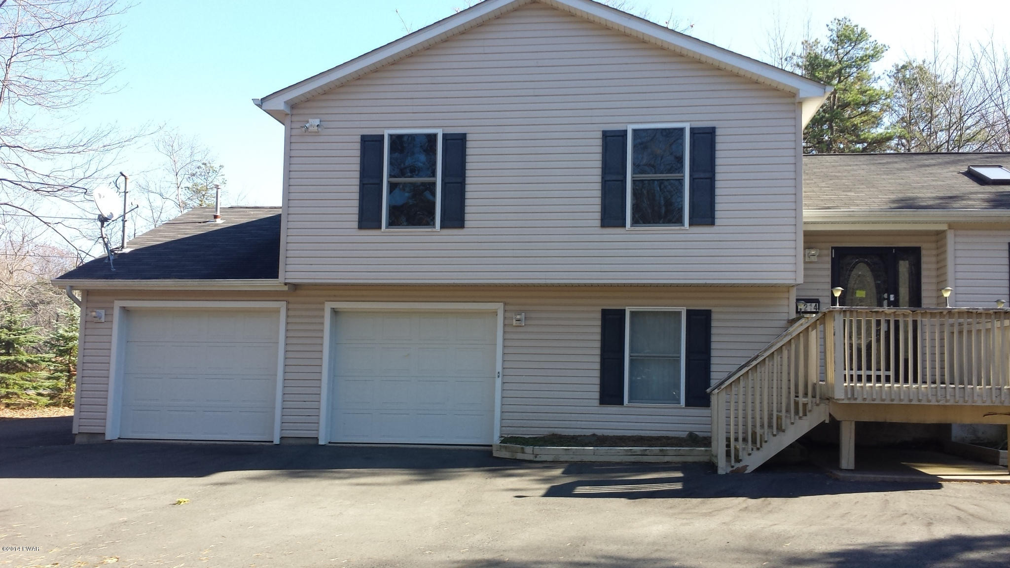 411 Shadblow Road Pocono Summit, PA 18346 - Photo 9 of 10