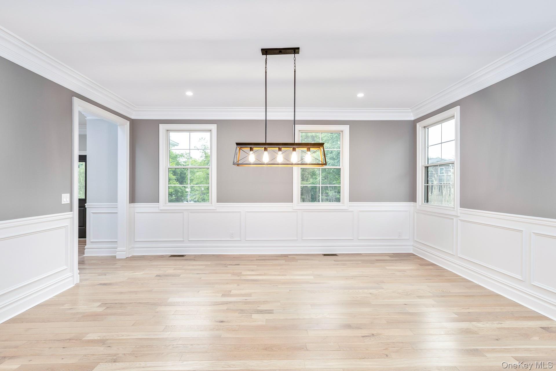 223 Town Line Road Commack, NY 11731 - Photo 7 of 36