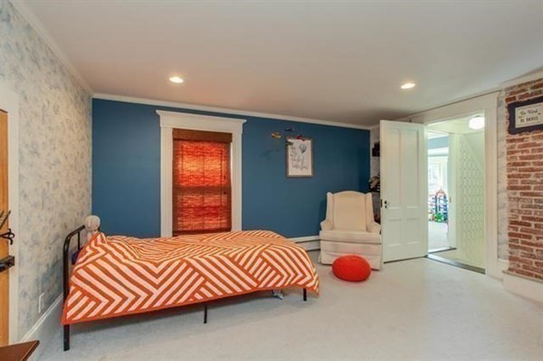 526 Mammoth Road Londonderry, NH 03053 - Photo 20 of 40