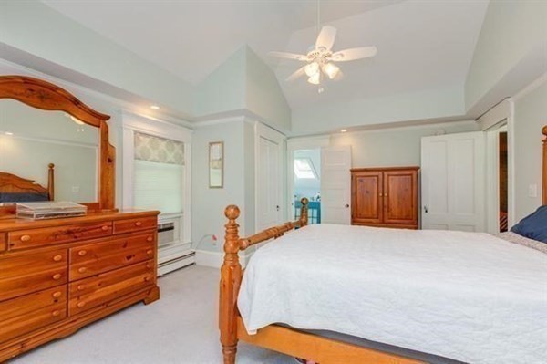 526 Mammoth Road Londonderry, NH 03053 - Photo 25 of 40