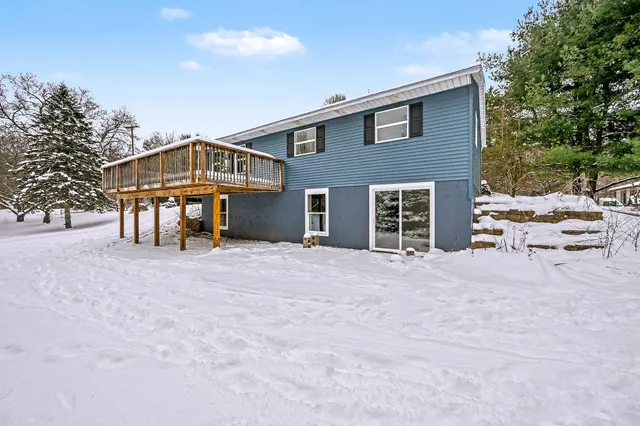 $329,900 | 9689 Big Rock Drive, Kalamazoo, MI 49009