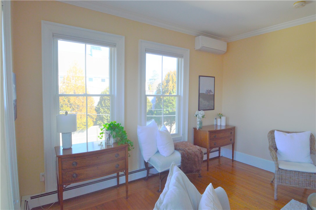 398 Wolcott Avenue, Unit 4 Middletown, RI 02842 - Photo 12 of 25