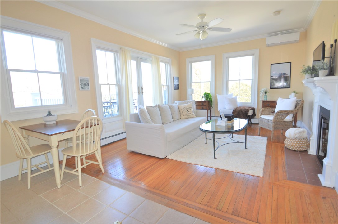 398 Wolcott Avenue, Unit 4 Middletown, RI 02842 - Photo 7 of 25