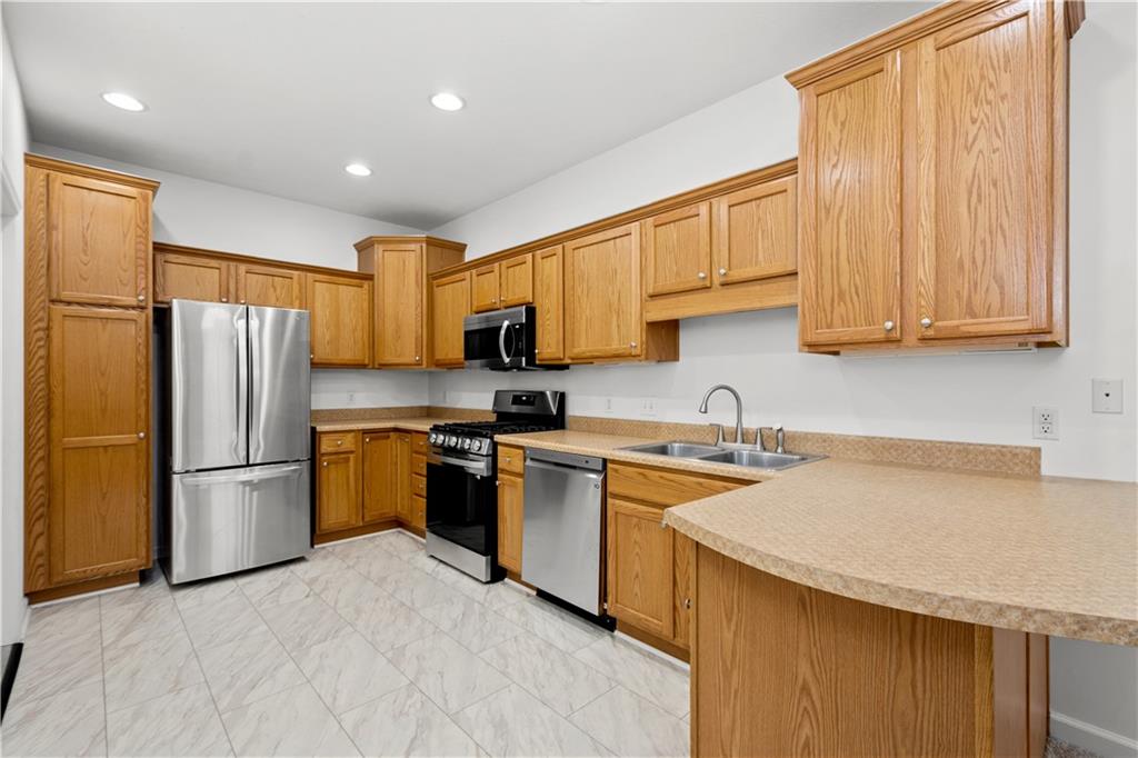323 Saddlebrook Road Gibsonia, PA 15044 - Photo 8 of 23 Gallery Image 8