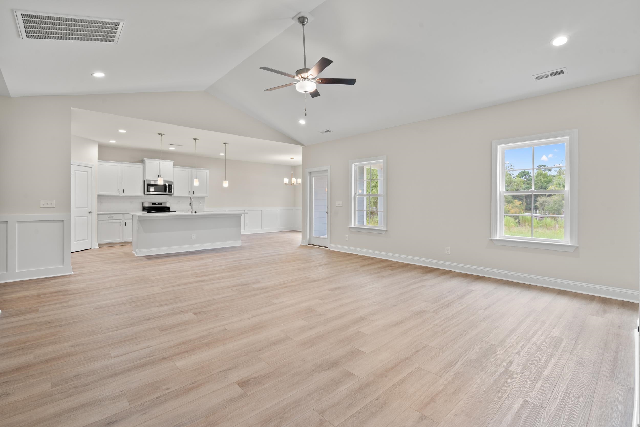 1421 Loop Circle Longs, SC 29568 - Photo 5 of 19