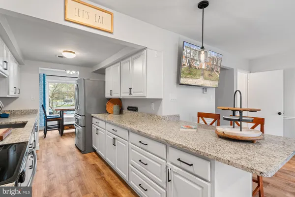 $590,000 | 6404 Patience Court, Alexandria, VA 22315