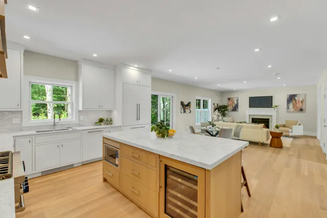 $2,499,000 | 285 Blue Marlin Drive, Southold, NY 11971