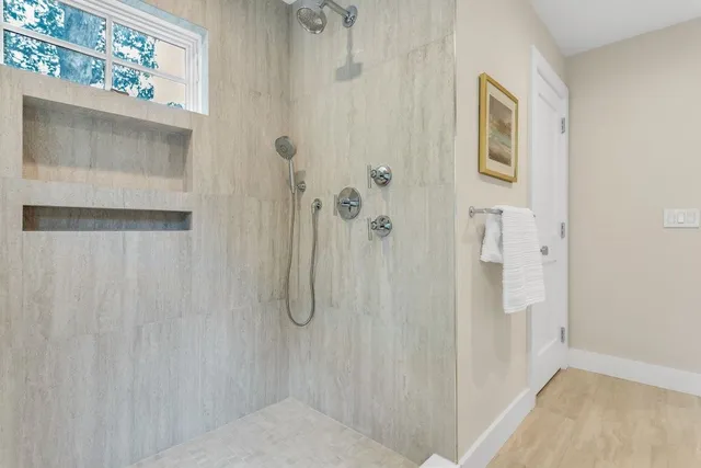 $2,499,000 | 285 Blue Marlin Drive, Southold, NY 11971