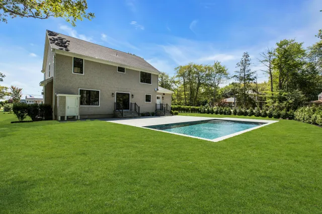 $2,499,000 | 285 Blue Marlin Drive, Southold, NY 11971