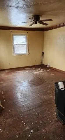 $62,800 | 42 Forest Road, Ambridge, PA 15003