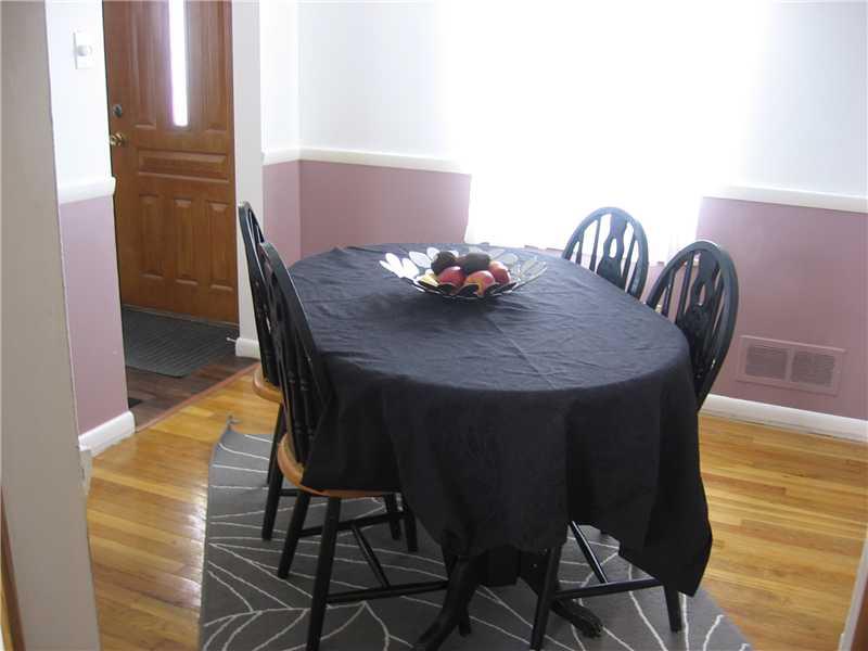 1345 Cathell Road Baldwin, PA 15236 - Photo 6 of 25 Dining Room.